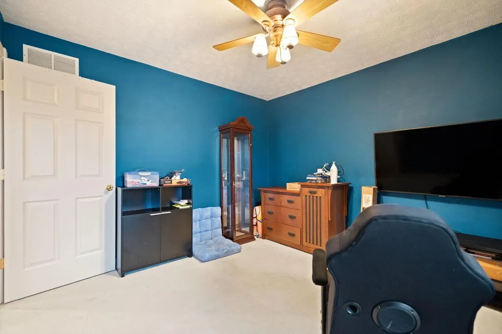 871 Woods Edge Drive Somerset KY 42503