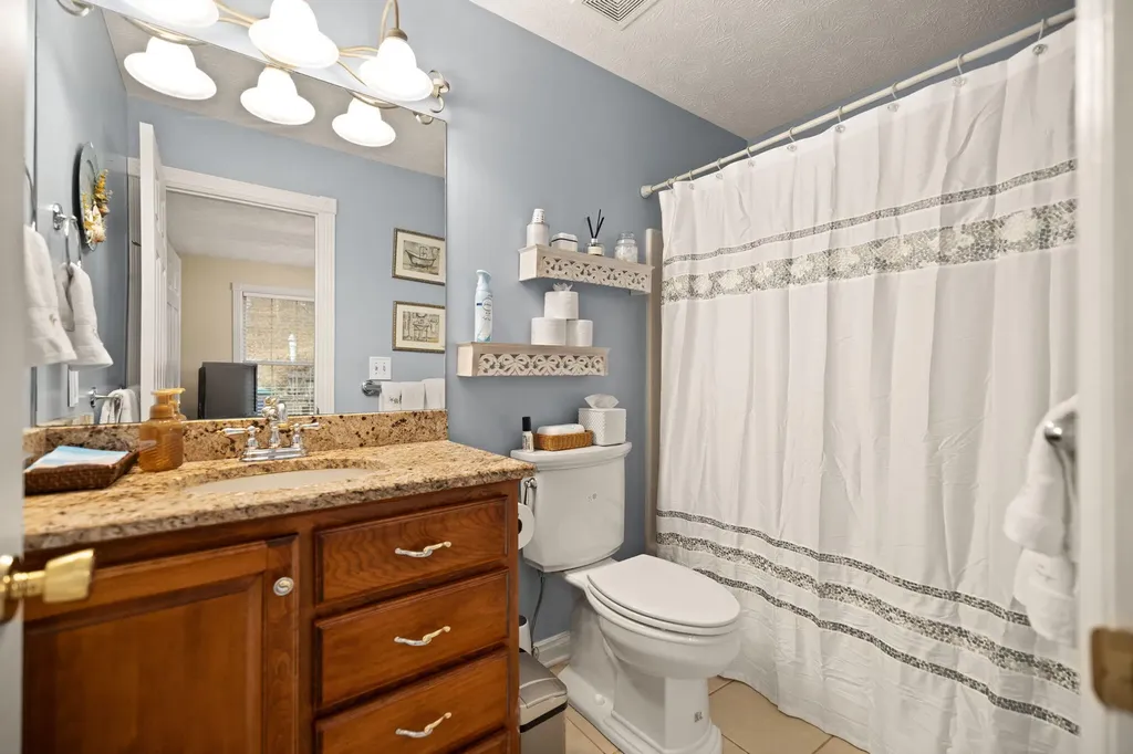 871 Woods Edge Drive Somerset KY 42503