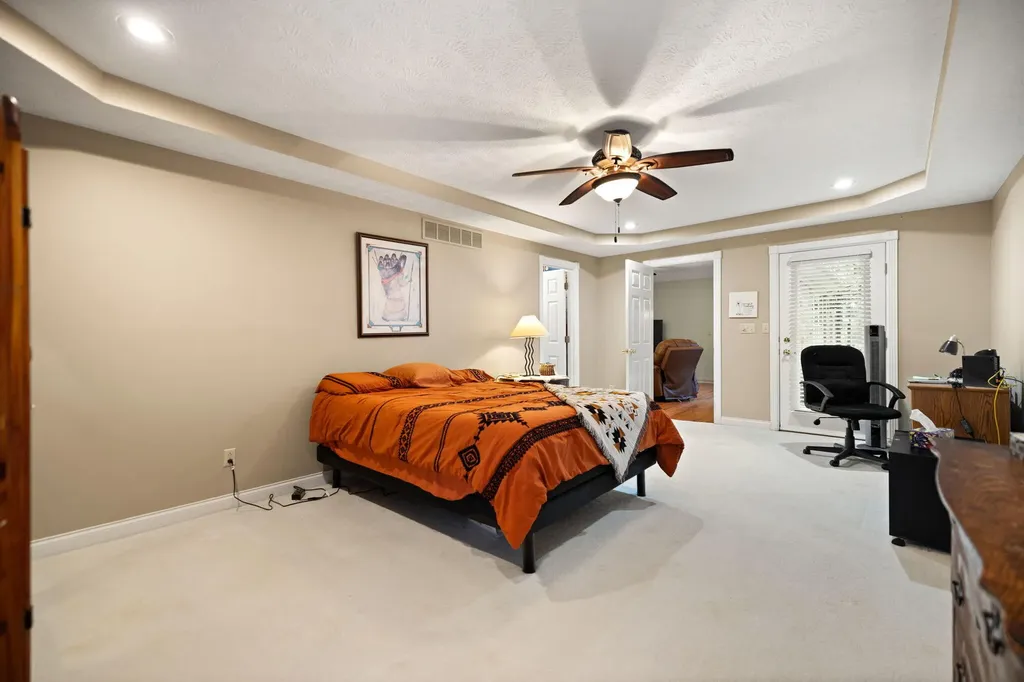 871 Woods Edge Drive Somerset KY 42503