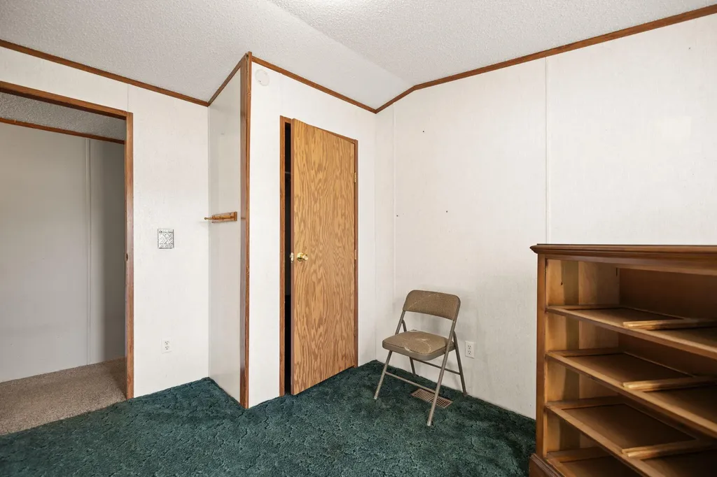 63 Elisha B Lane Mayking KY 41837