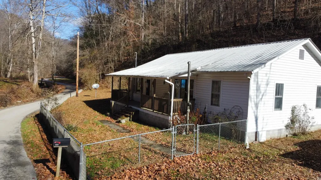 432 Joe Little Fork Road Jackson KY 41339