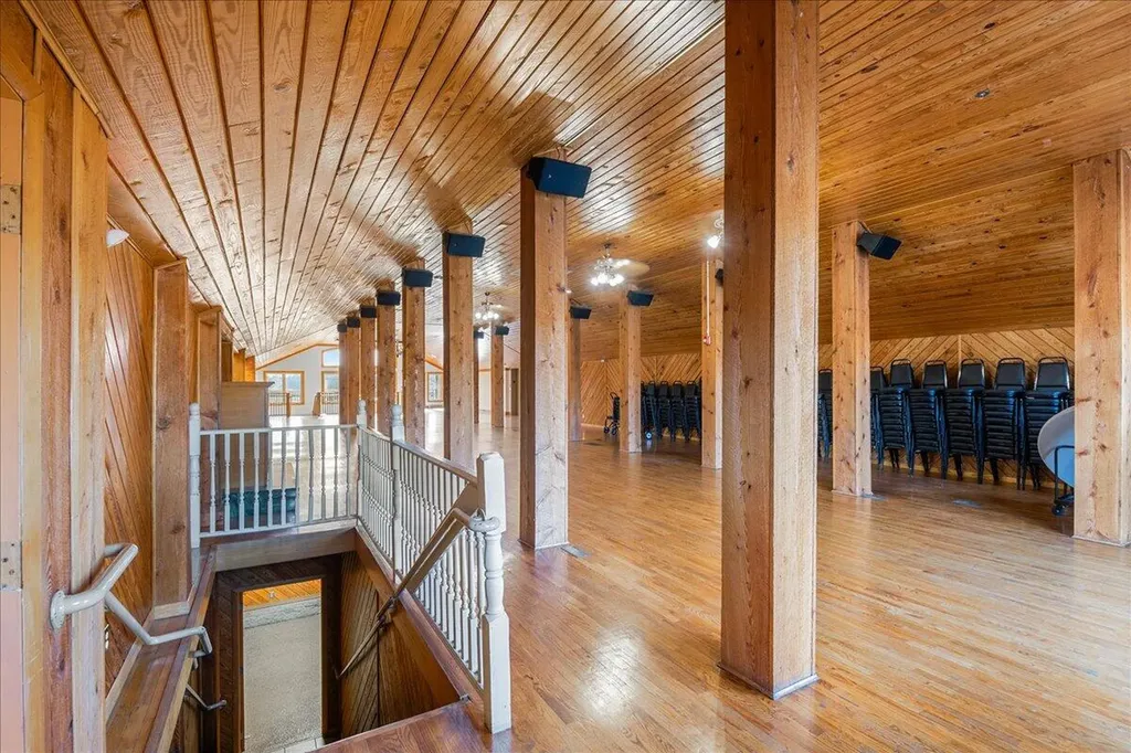 430 Tom Jensen Highway London KY 40741