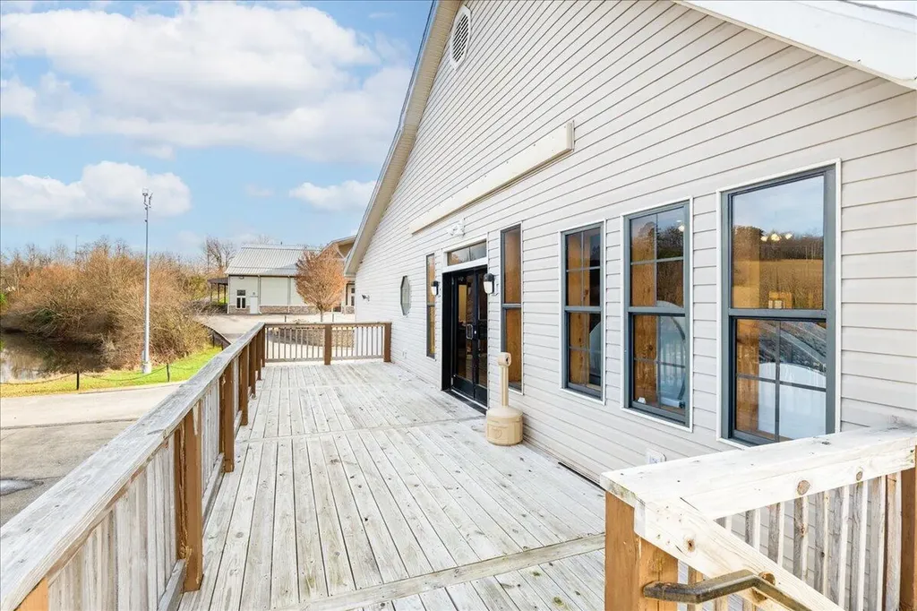 430 Tom Jensen Highway London KY 40741