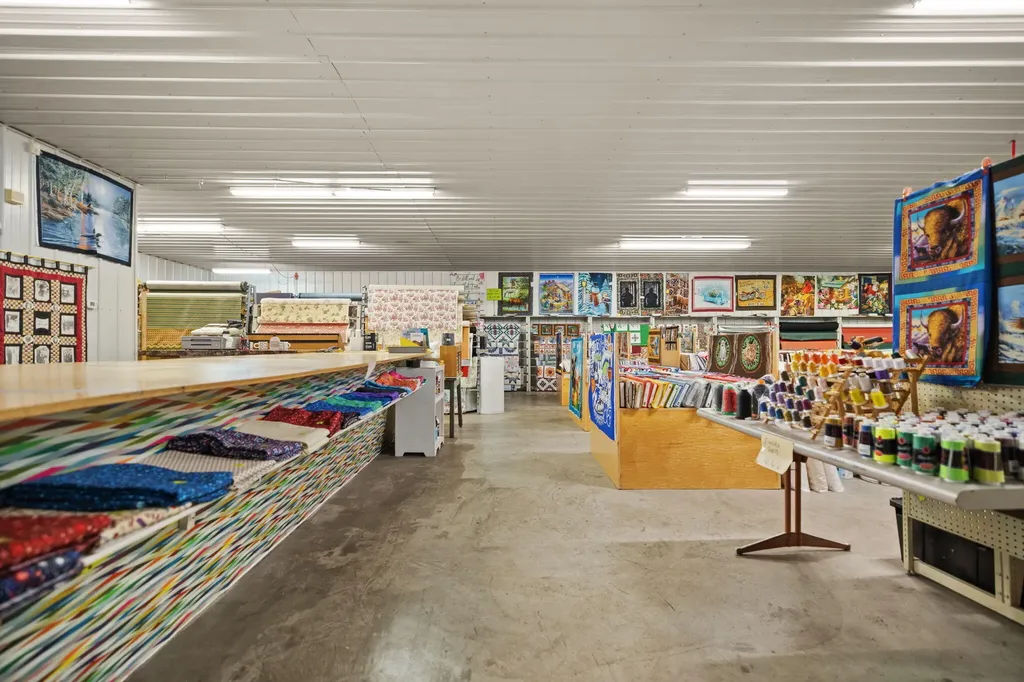 2435 N Laurel Road London KY 40741