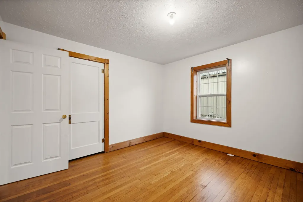 2435 N Laurel Road London KY 40741