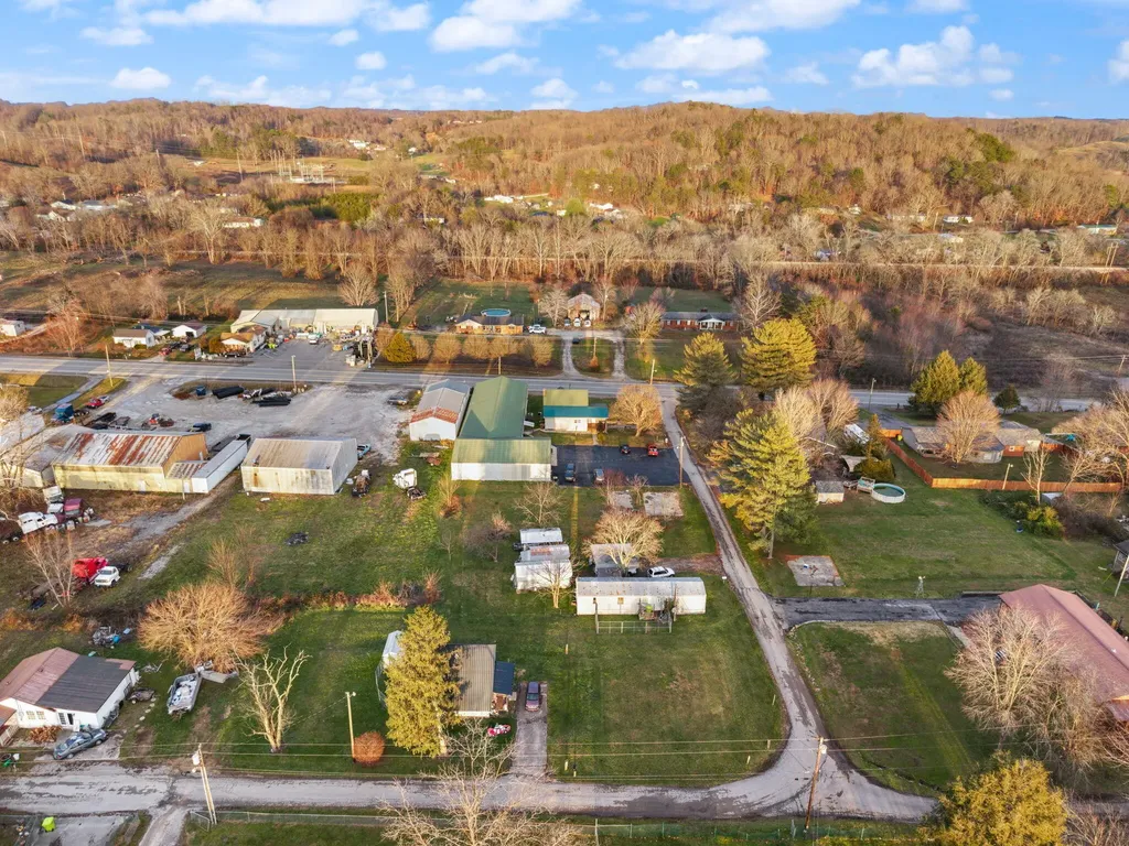 2435 N Laurel Road London KY 40741