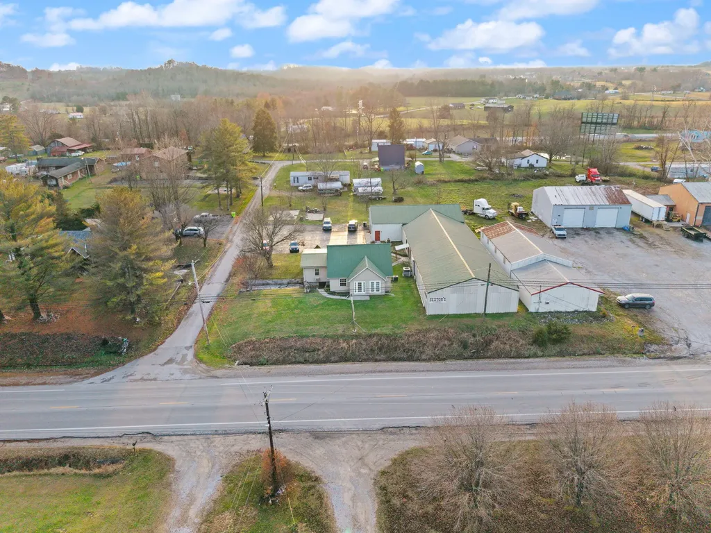 2435 N Laurel Road London KY 40741
