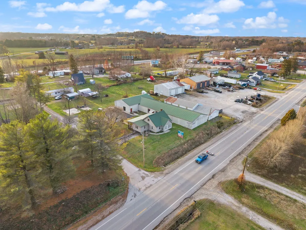 2435 N Laurel Road London KY 40741