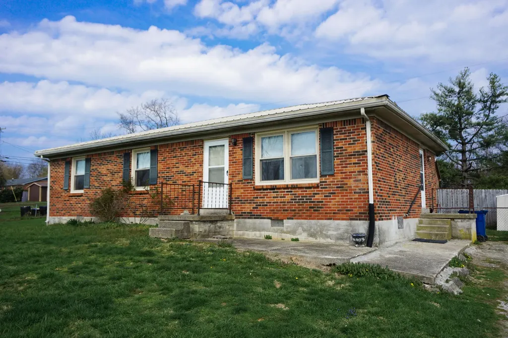 107 Hayden Drive Lawrenceburg KY 40342