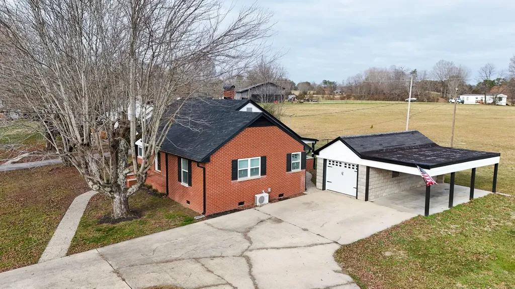 706 Helvetia Road London KY 40741