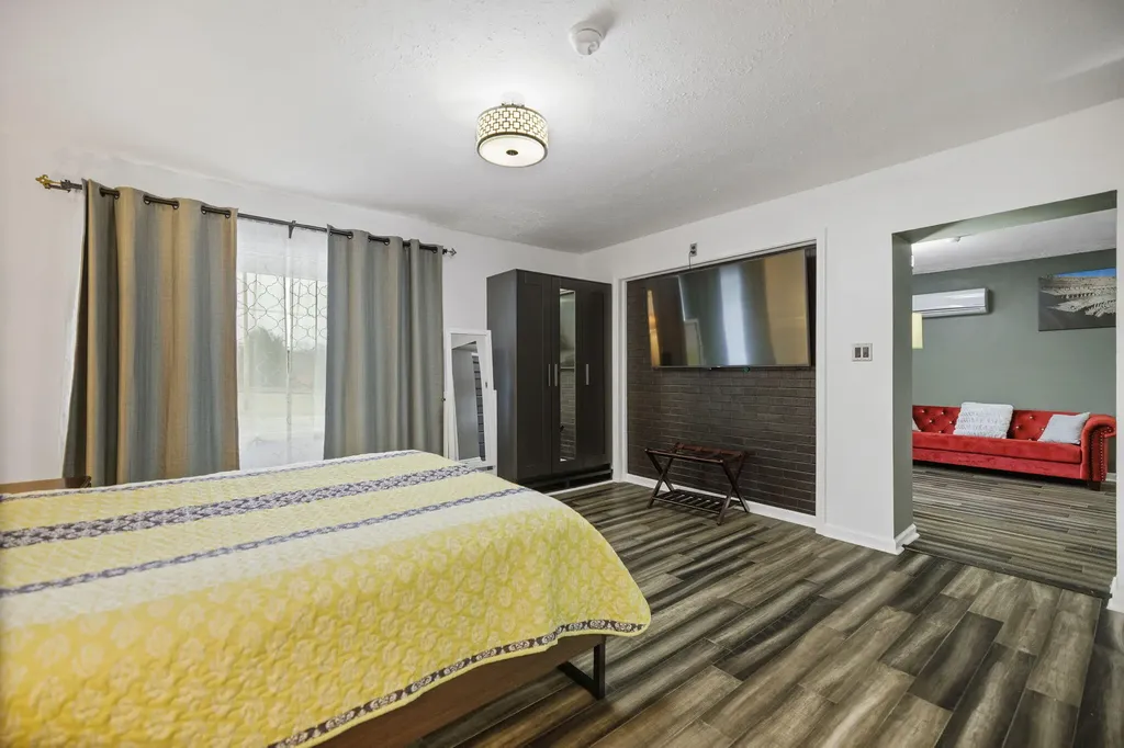 1165 S Ky-11 Beattyville KY 41311
