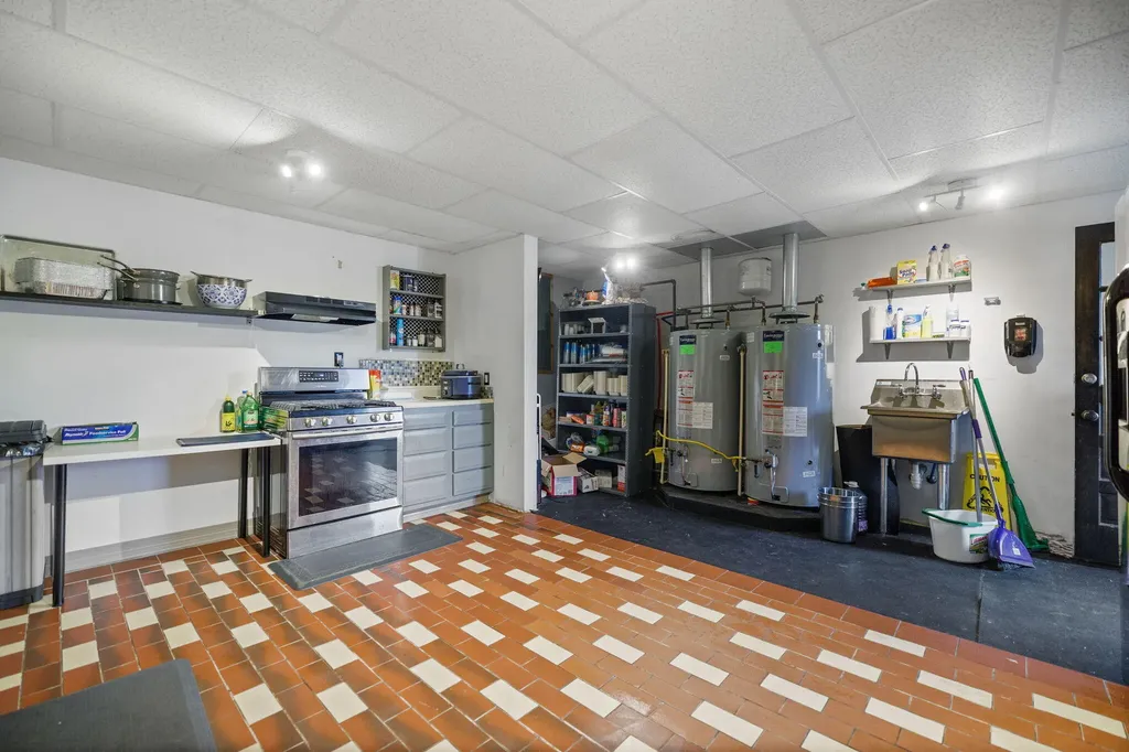 1165 S Ky-11 Beattyville KY 41311