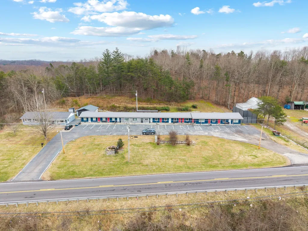 1165 S Ky-11 Beattyville KY 41311