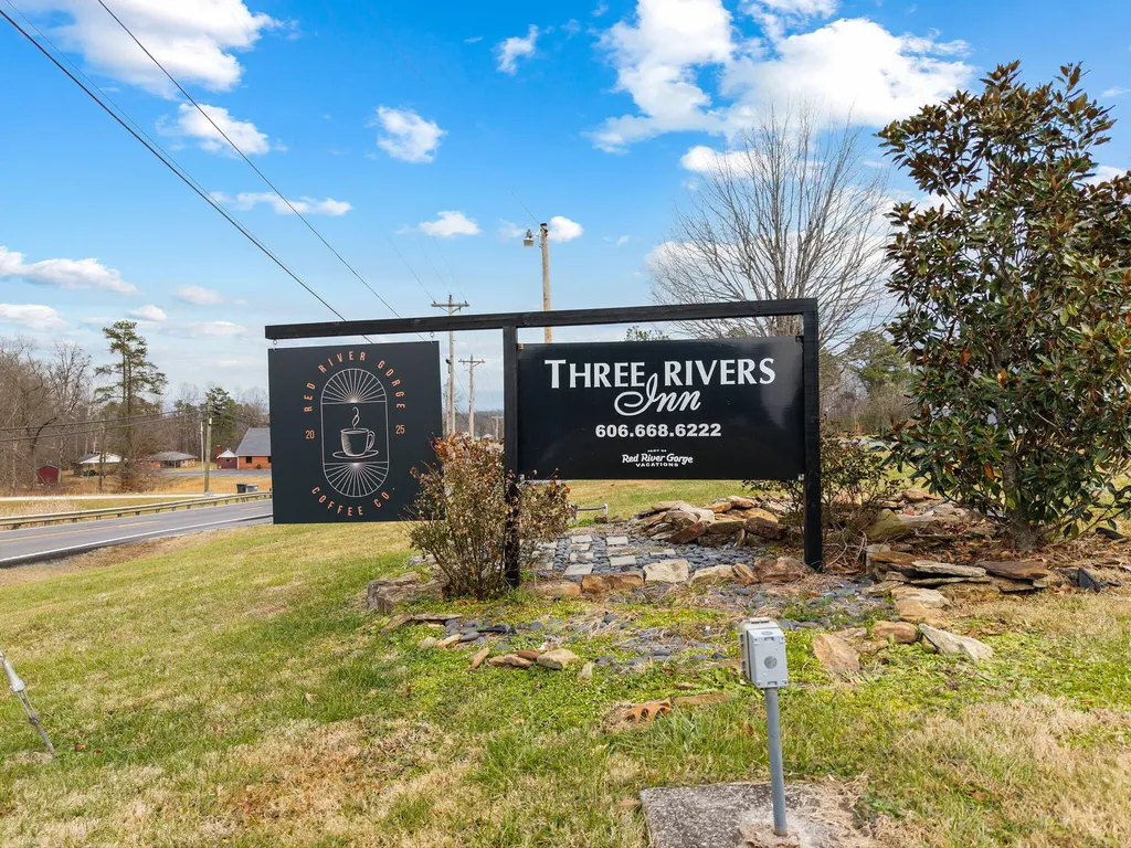 1165 S Ky-11 Beattyville KY 41311