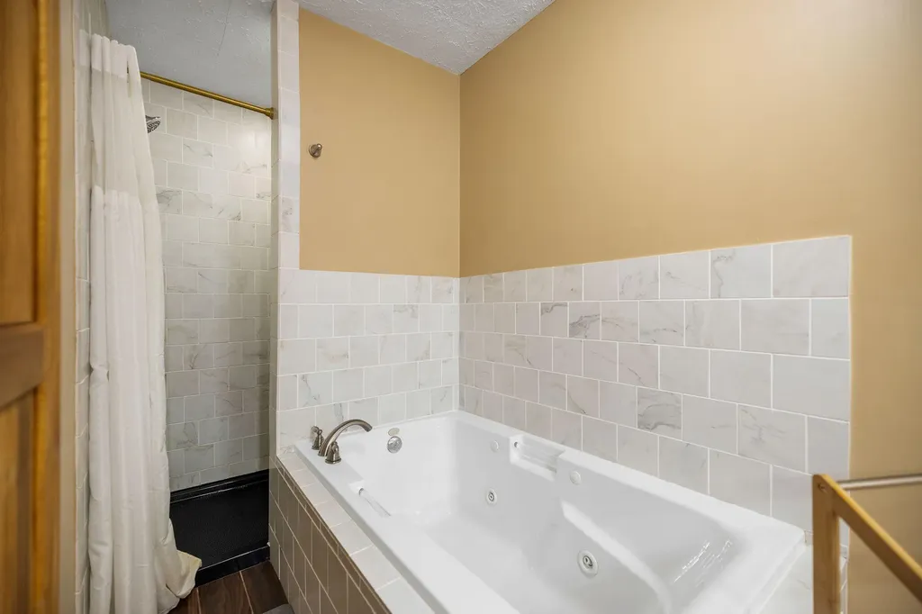 1165 S Ky-11 Beattyville KY 41311