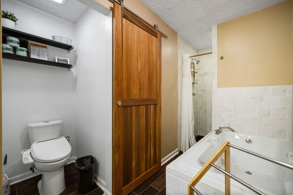 1165 S Ky-11 Beattyville KY 41311