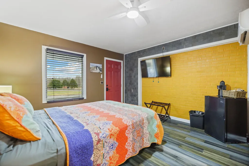 1165 S Ky-11 Beattyville KY 41311