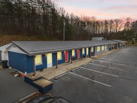 1165 KY-11 Beattyville KY 41311