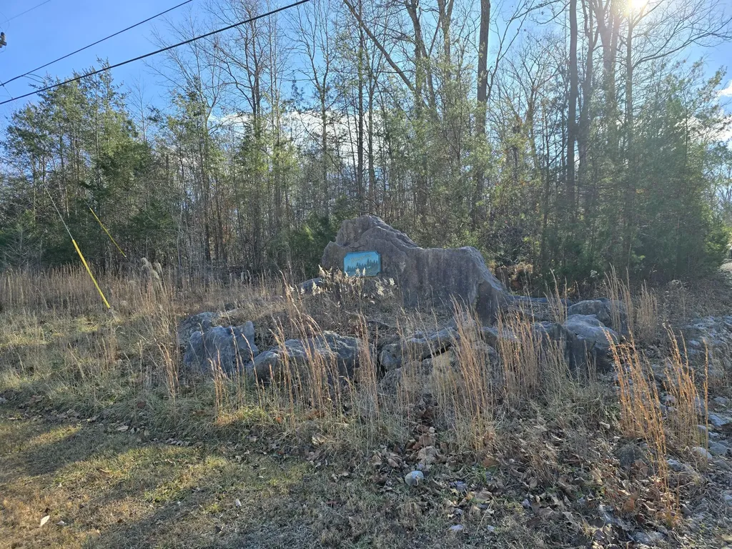 Lot 18r N Roberts Bend Road Burnside KY 42519