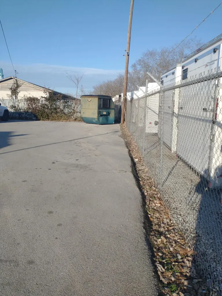 137 East Broadway Street Winchester KY 40391