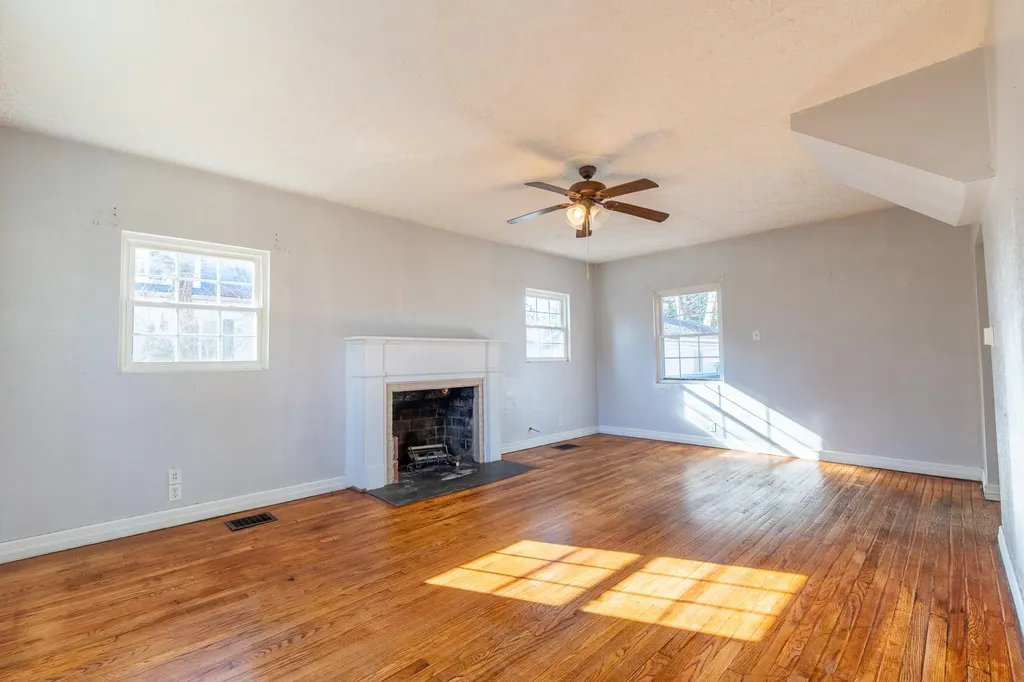 267 Stanford Street Science Hill KY 42553
