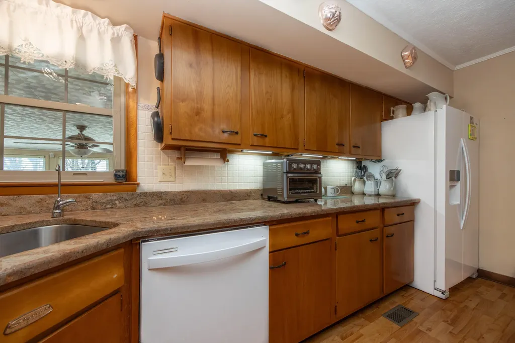308 Kennedy Heights Carlisle KY 40311