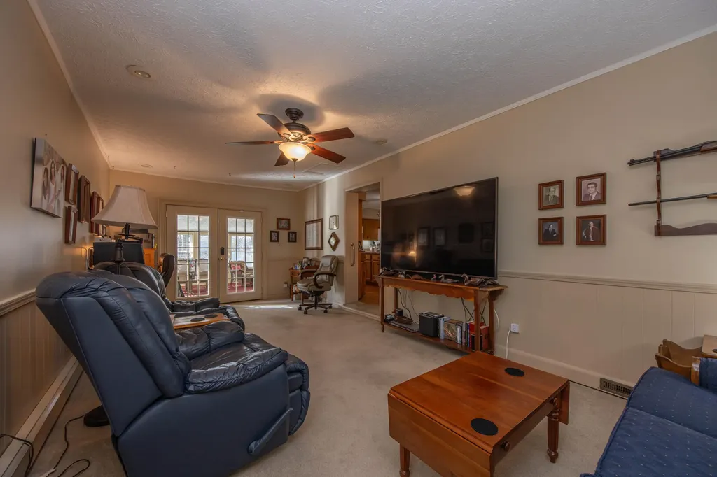 308 Kennedy Heights Carlisle KY 40311