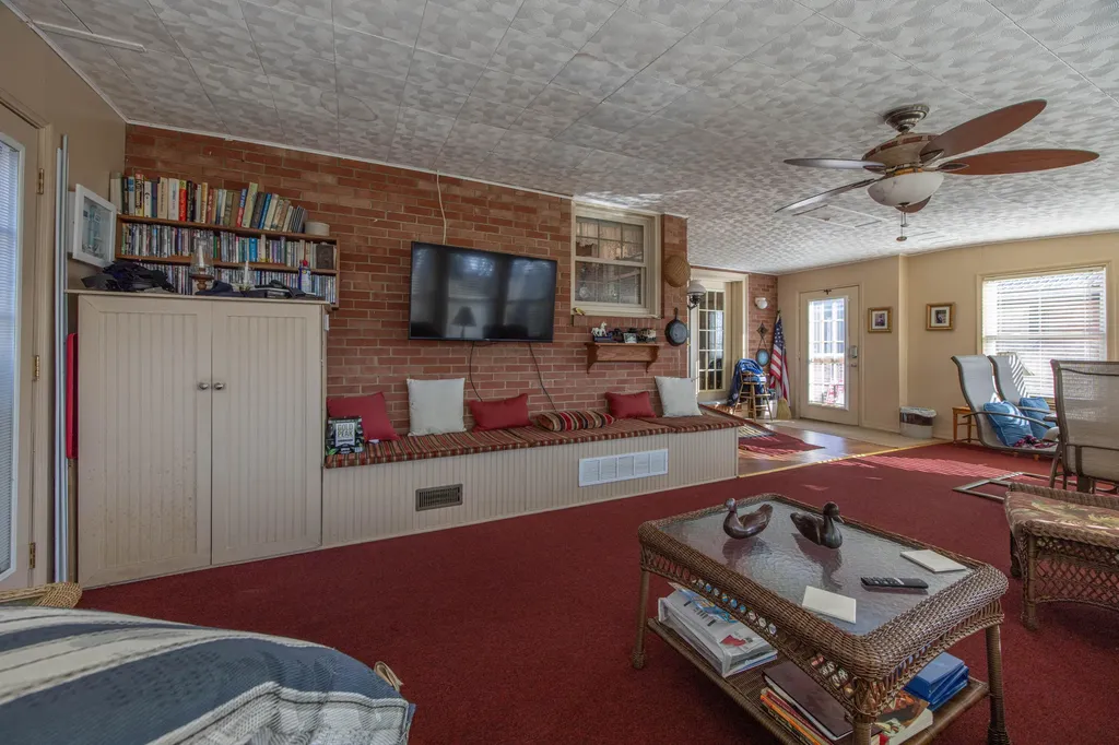 308 Kennedy Heights Carlisle KY 40311
