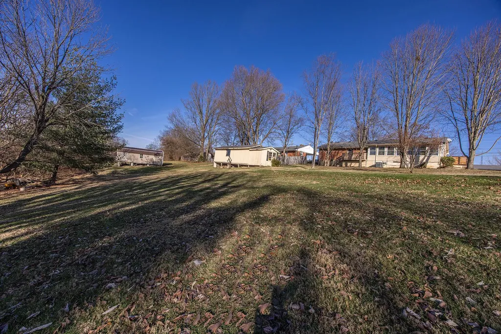 308 Kennedy Heights Carlisle KY 40311