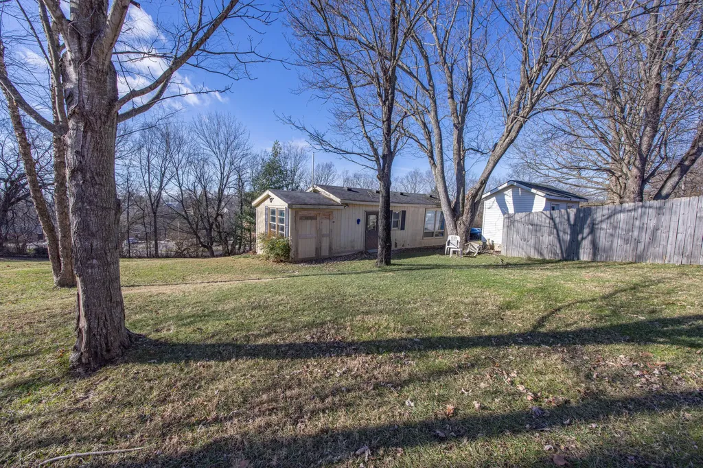 308 Kennedy Heights Carlisle KY 40311