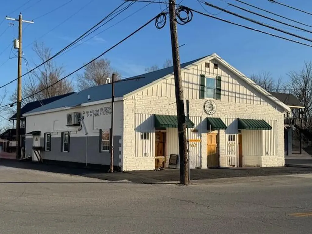 175 S Main Street Whitley City KY 42653