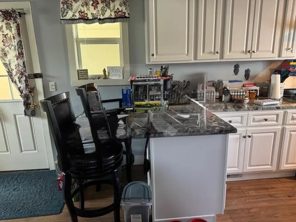 224 Main Whitley City KY 42653