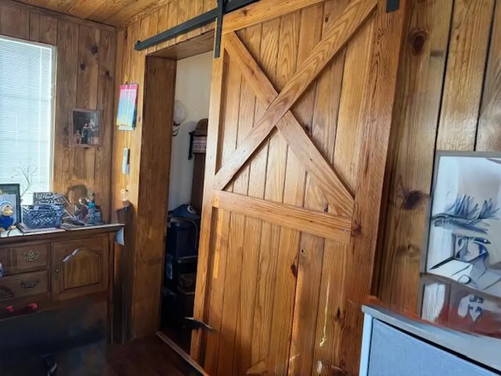 224 Main Whitley City KY 42653