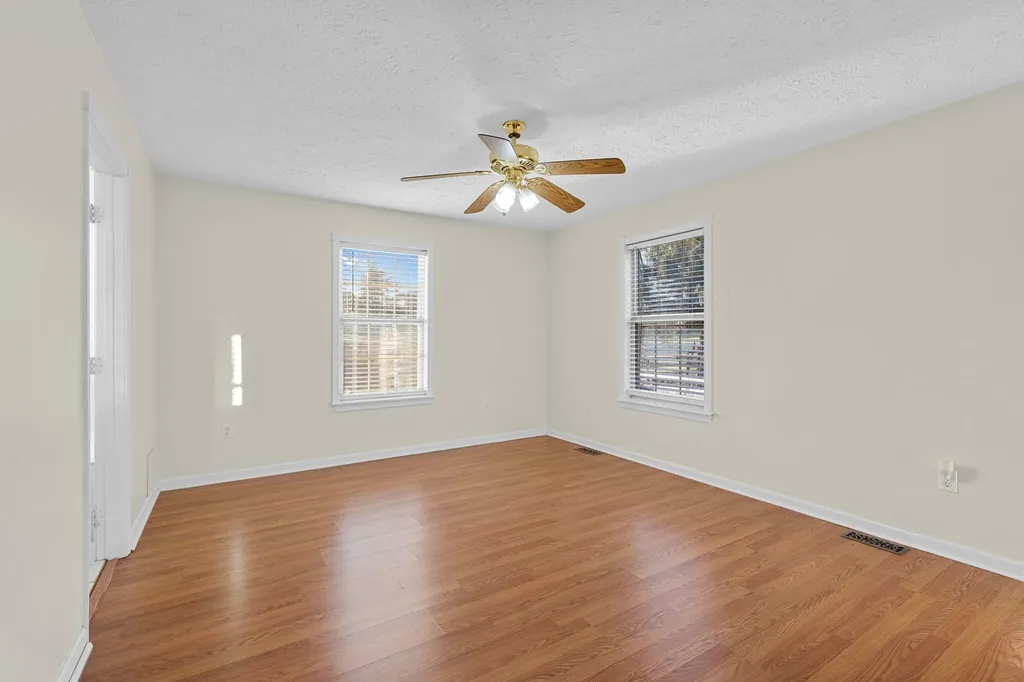 175 General Cleburne Drive Richmond KY 40475