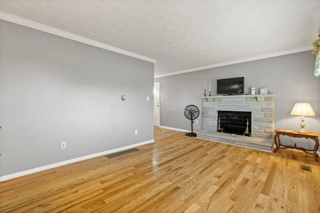 2289 Catalpa Loop Road Richmond KY 40475
