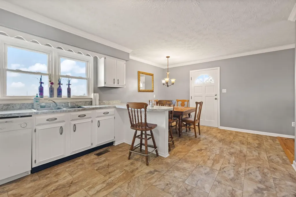 2289 Catalpa Loop Road Richmond KY 40475