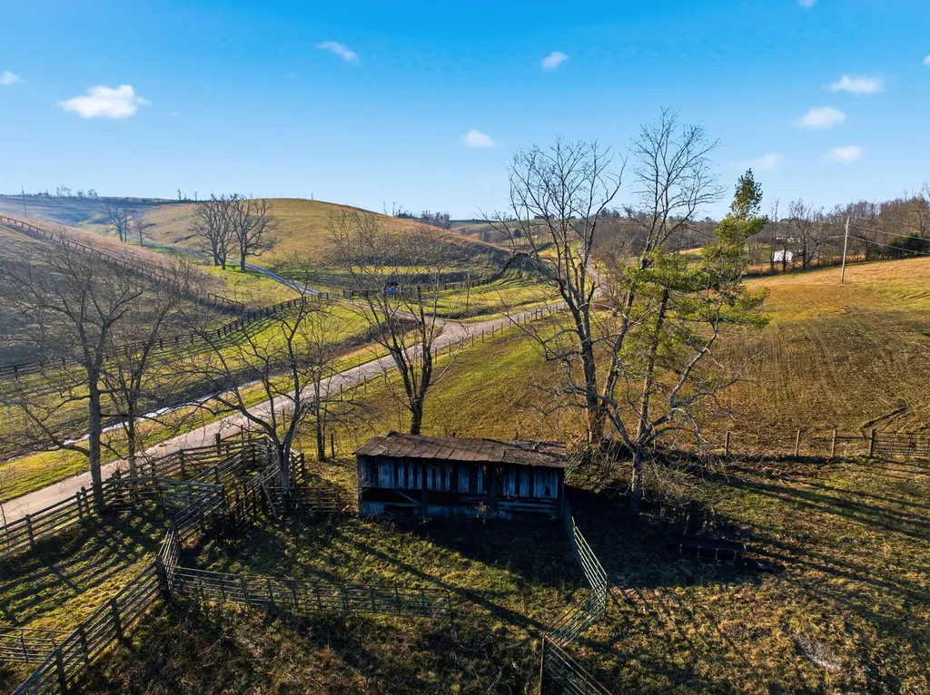 1699 Gillespie Road Carlisle KY 40311