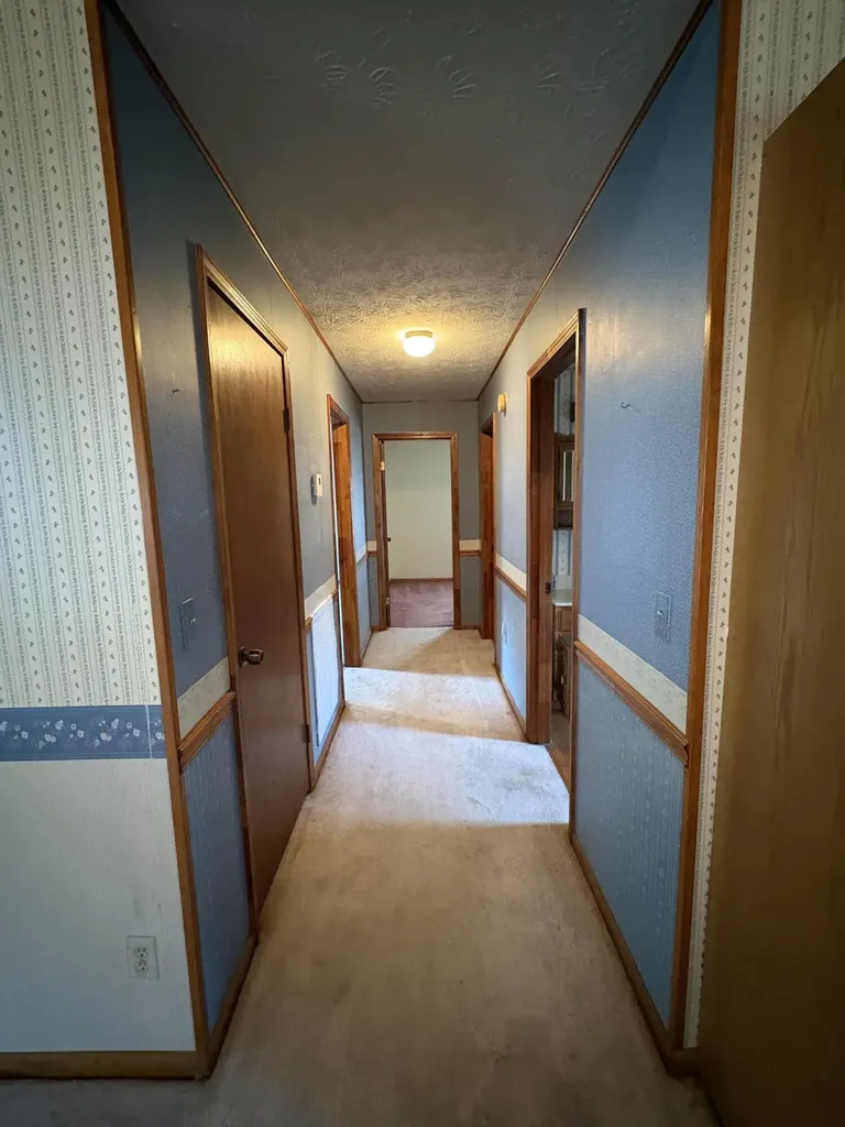 9063 N Us-421 Highway Manchester KY 40962