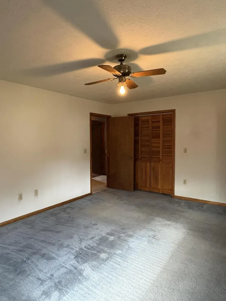9063 N Us-421 Highway Manchester KY 40962