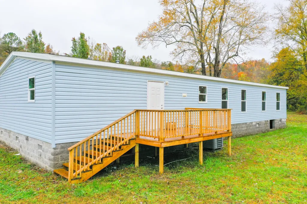 4609 State Highway 1804 Williamsburg KY 40769