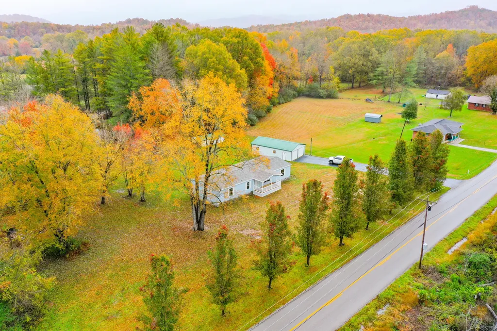 4609 State Highway 1804 Williamsburg KY 40769