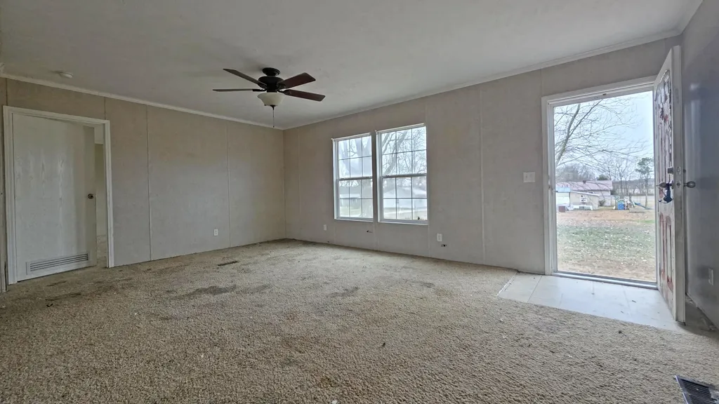 6682 Ky-250 Calhoun KY 42327