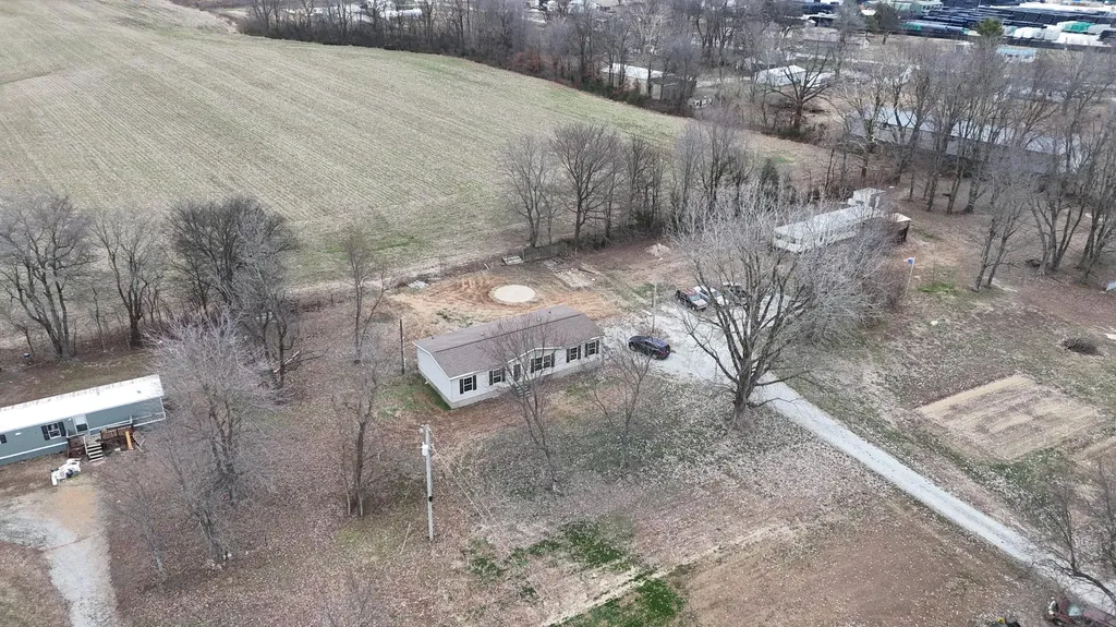 6682 Ky-250 Calhoun KY 42327