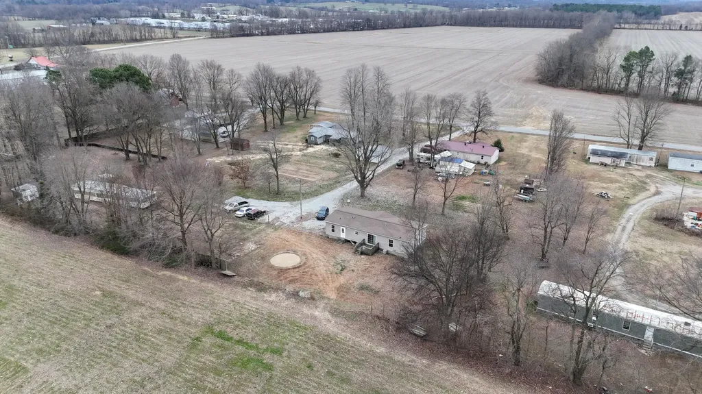 6682 Ky-250 Calhoun KY 42327