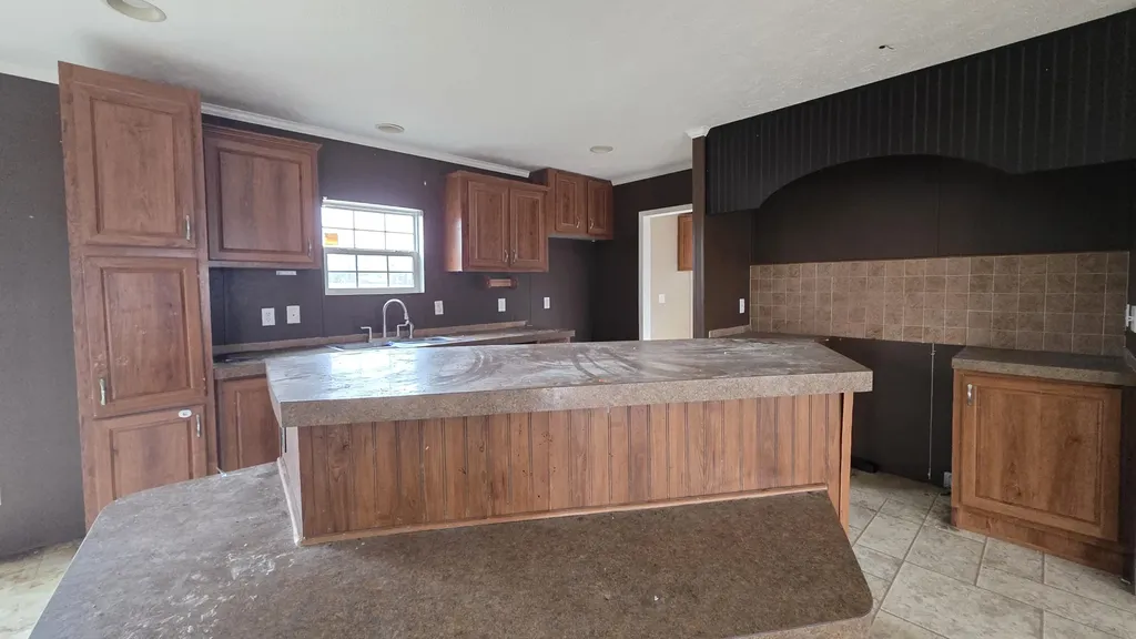 6682 Ky-250 Calhoun KY 42327