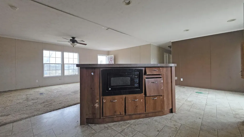 6682 Ky-250 Calhoun KY 42327