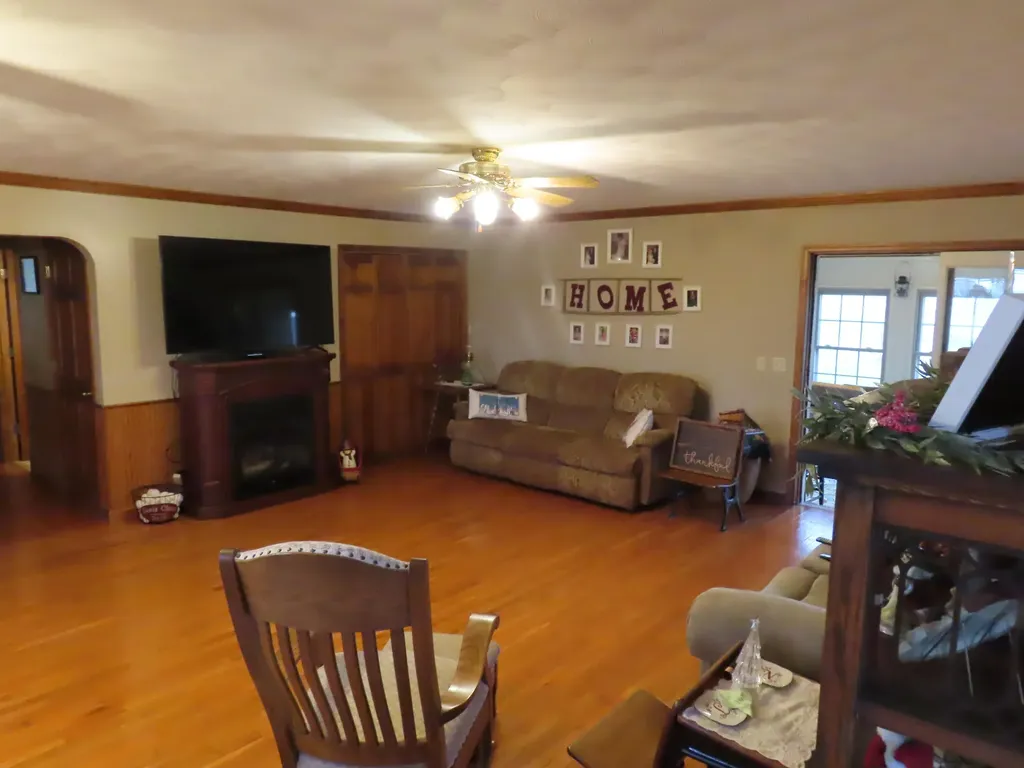 1940 Sharkey Road Morehead KY 40351