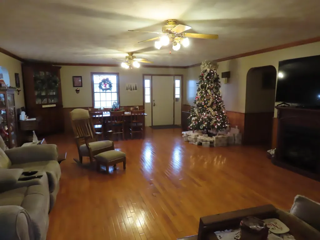 1940 Sharkey Road Morehead KY 40351