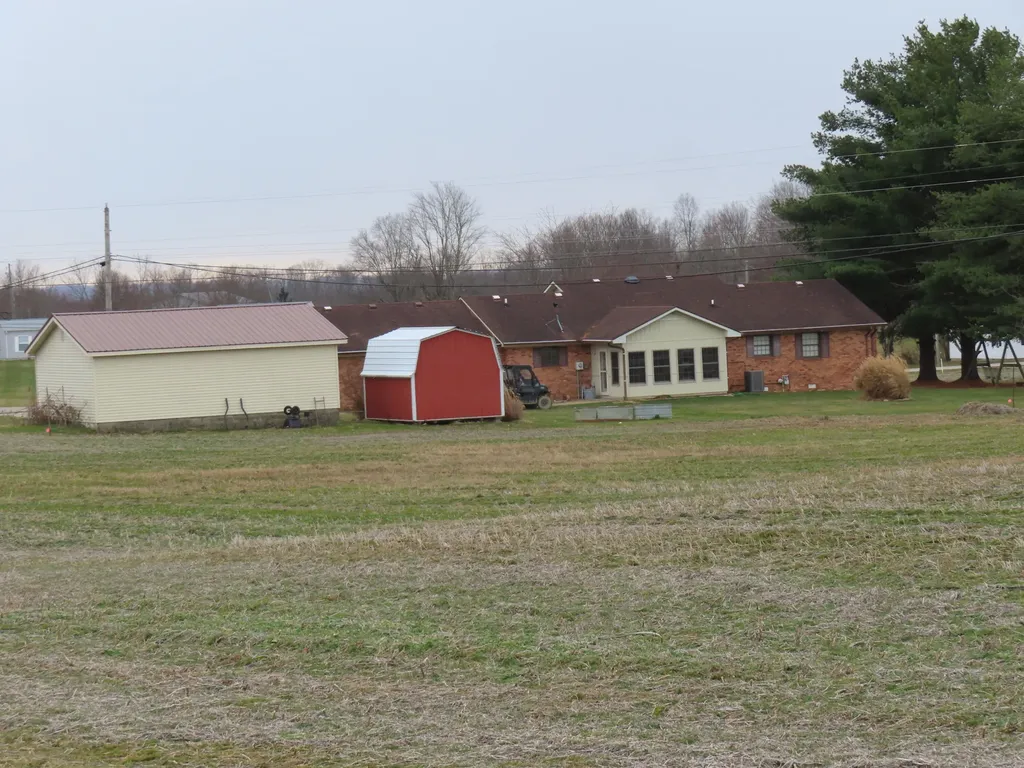 1940 Sharkey Road Morehead KY 40351