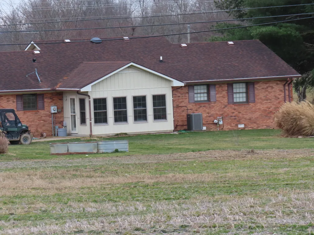 1940 Sharkey Road Morehead KY 40351